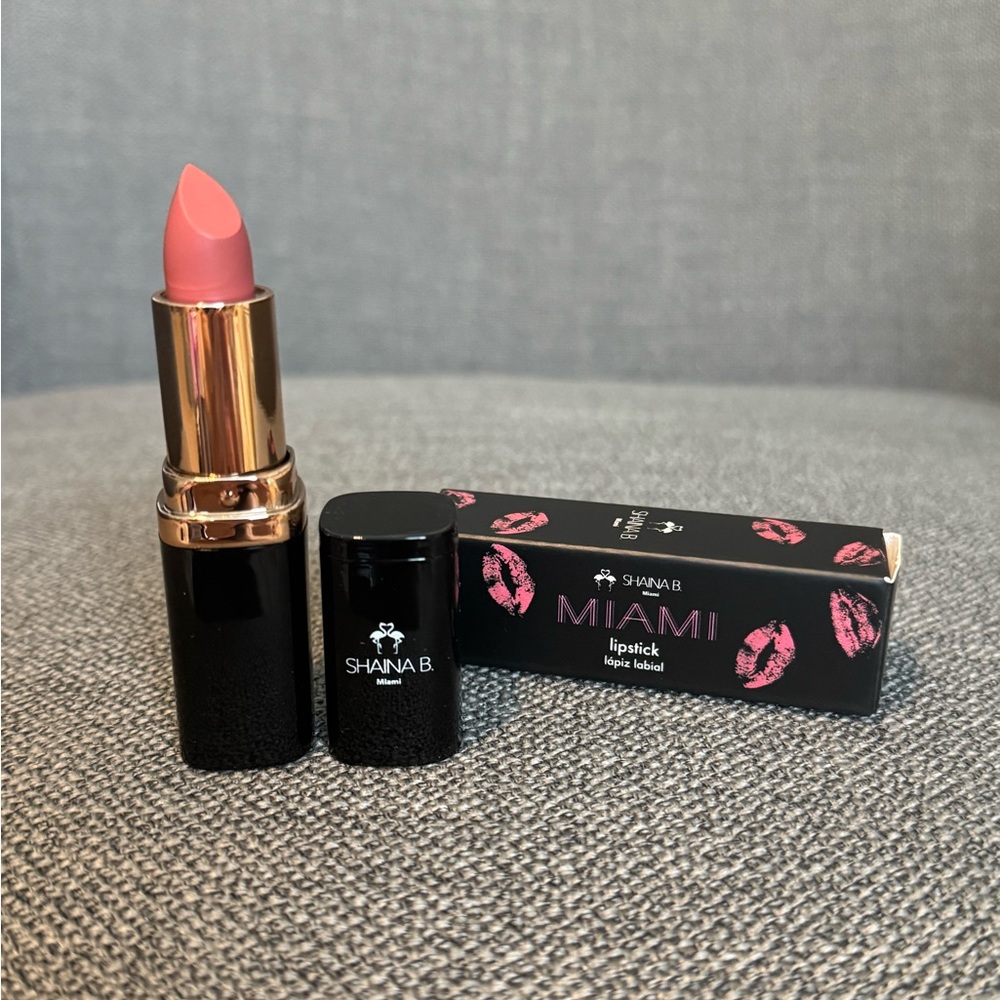 SHAINA B Miami Lipstick -